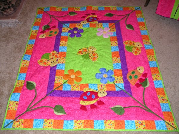 www.hugaquilt.com - Hug A Quilt - Home